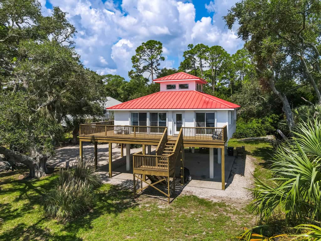 Dog-friendly home with lovely water view, roomy deck, fast WiFi, central AC, W&D