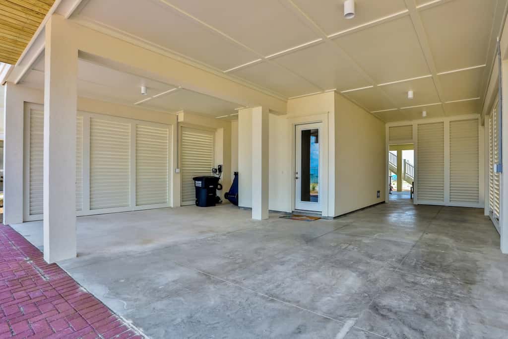 Scenic waterfront home with five bedrooms & easy beach access - dog-friendly