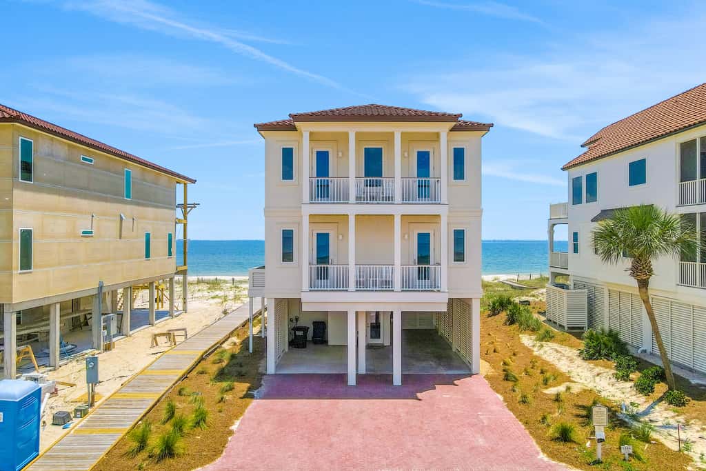 Scenic waterfront home with five bedrooms & easy beach access - dog-friendly