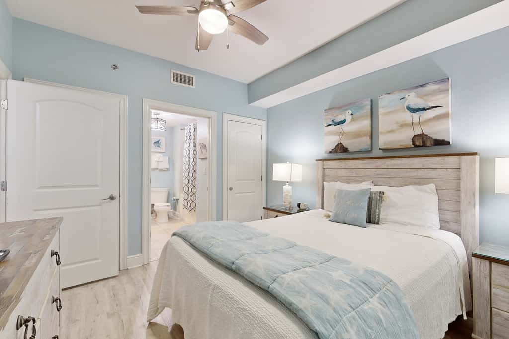 gulf front condo steps from the sand with shared pool,hot tub & more