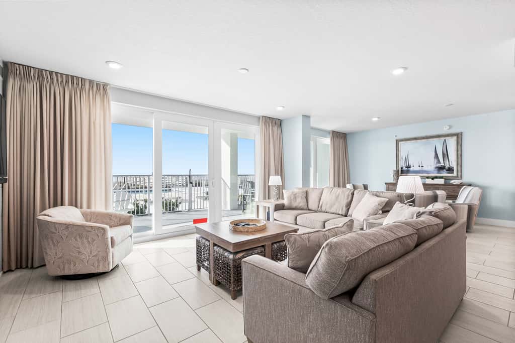 Blu 103 - Luxurious gulf-front condo with resort amenities - near entertainment