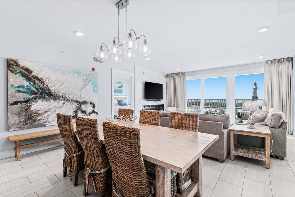 Blu 103 - Luxurious gulf-front condo with resort amenities - near entertainment