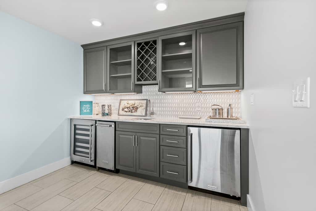 Blu 103 - Luxurious gulf-front condo with resort amenities - near entertainment