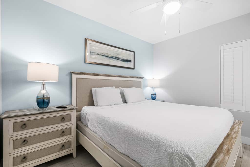 Blu 103 - Luxurious gulf-front condo with resort amenities - near entertainment
