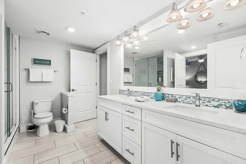 Blu 103 - Luxurious gulf-front condo with resort amenities - near entertainment