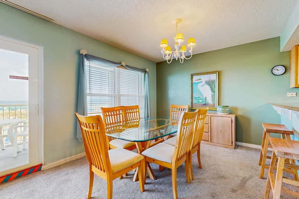 Beautiful beachfront condo with shared pool & beach access!