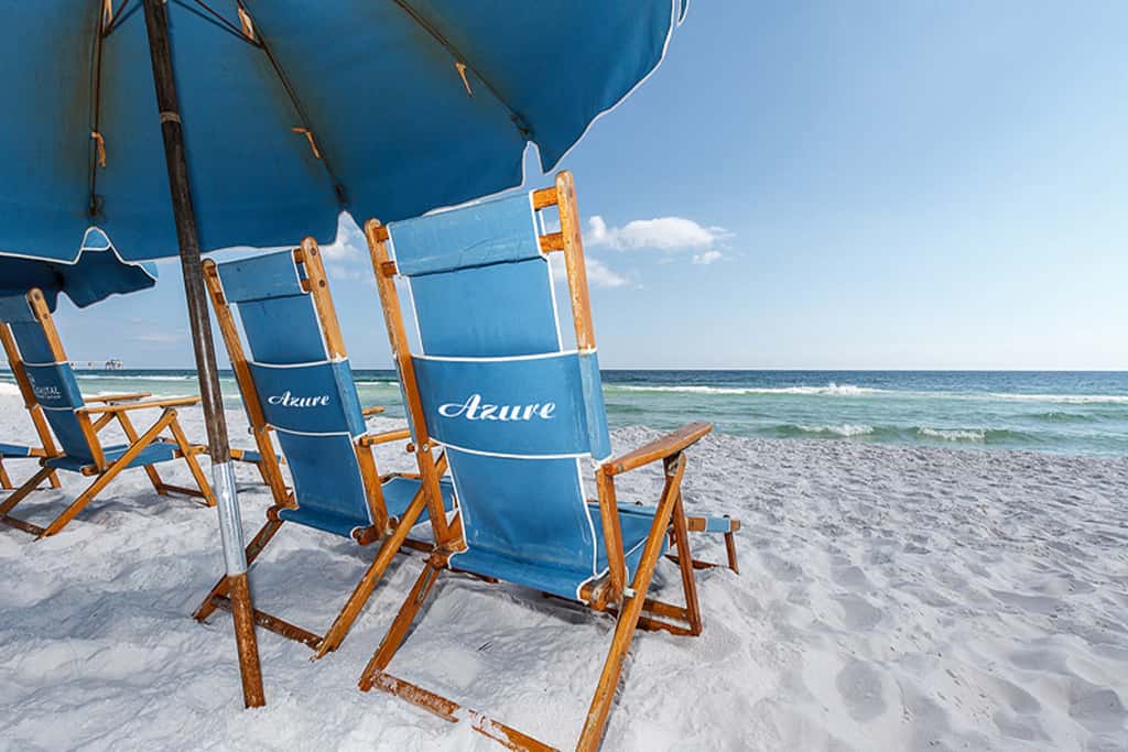 Gulf Front 4BR w Balcony, Pool, Hot Tub & W&D