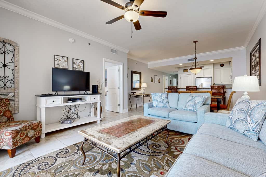 Gorgeous Gulf Front Condo Pools Onsite, Nearby Activities, Shops, Restaurants!