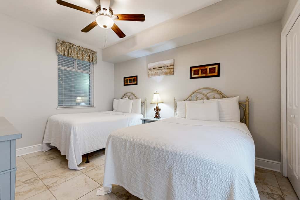 Gorgeous Gulf Front Condo Pools Onsite, Nearby Activities, Shops, Restaurants!