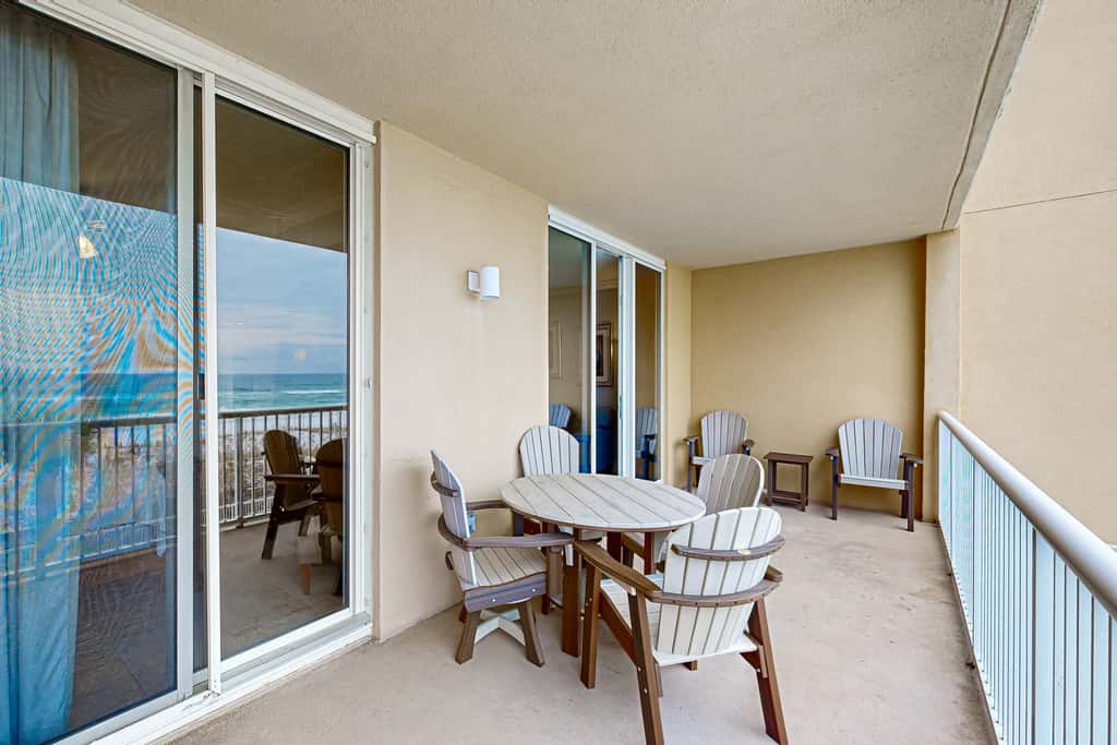 Gorgeous Gulf Front Condo Pools Onsite, Nearby Activities, Shops, Restaurants!