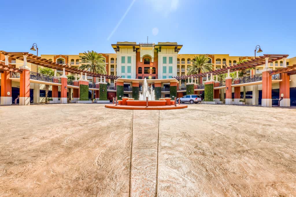 Gorgeous Gulf Front Condo Pools Onsite, Nearby Activities, Shops, Restaurants!