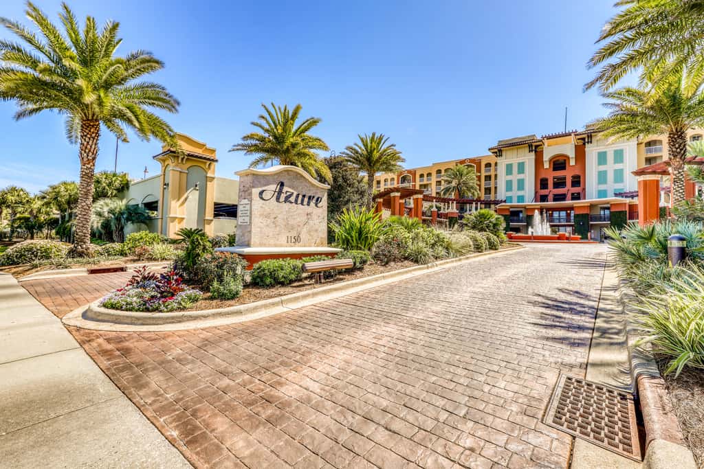 Gorgeous Gulf Front Condo Pools Onsite, Nearby Activities, Shops, Restaurants!