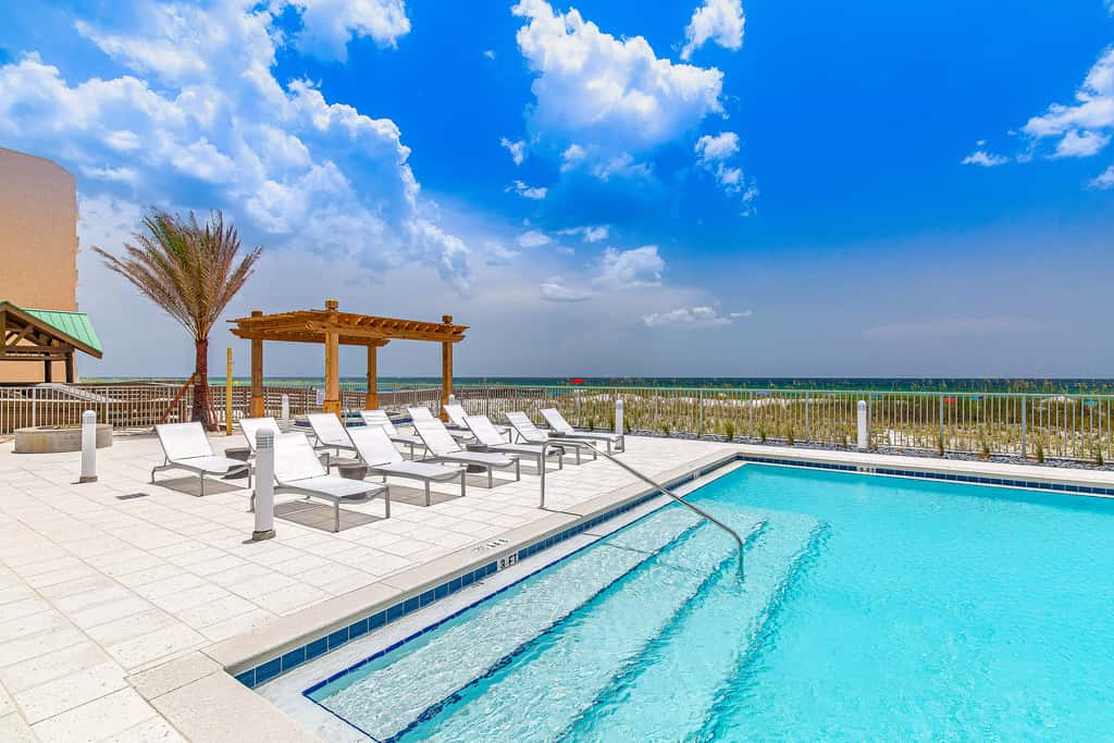 Blu 301 - Third-floor, Gulf-view condo with pool and hot tub access, central AC, & W&D