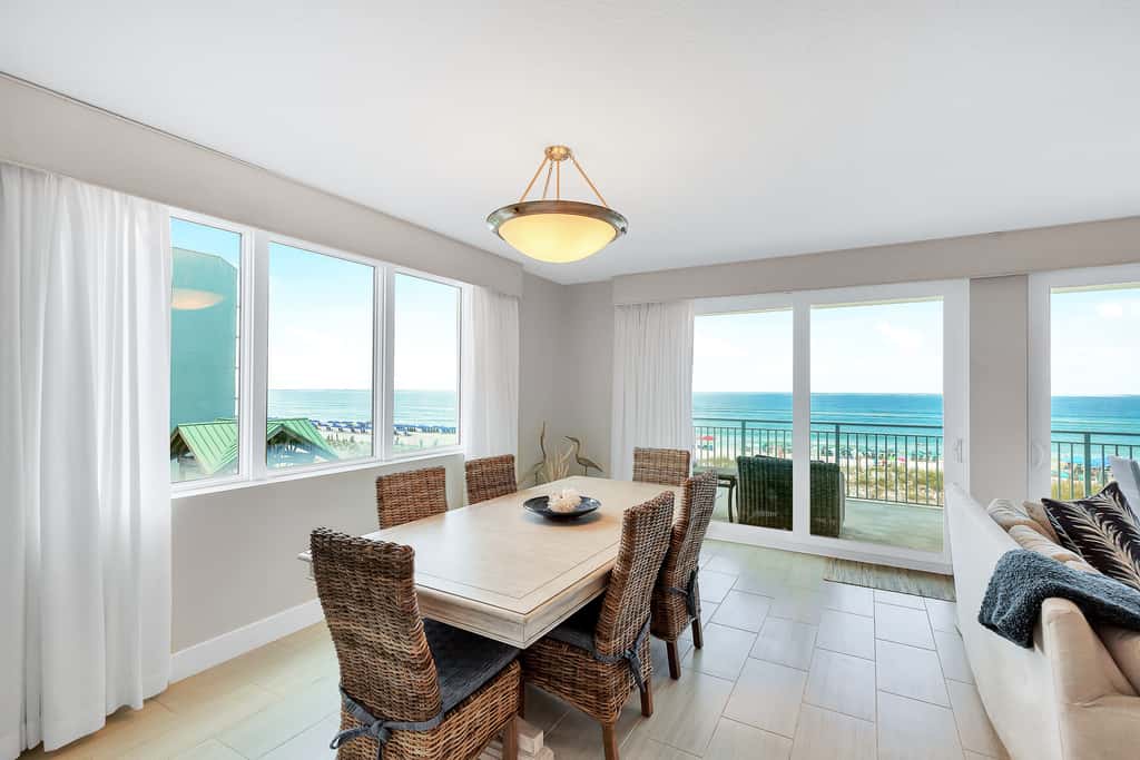 Blu 301 - Third-floor, Gulf-view condo with pool and hot tub access, central AC, & W&D