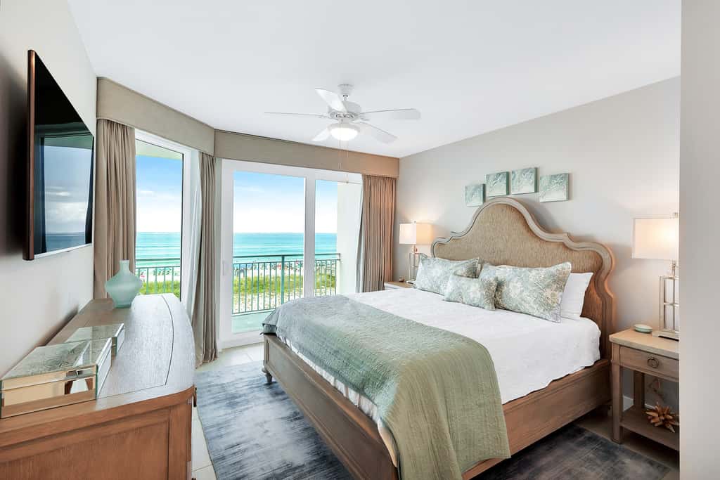 Blu 301 - Third-floor, Gulf-view condo with pool and hot tub access, central AC, & W&D