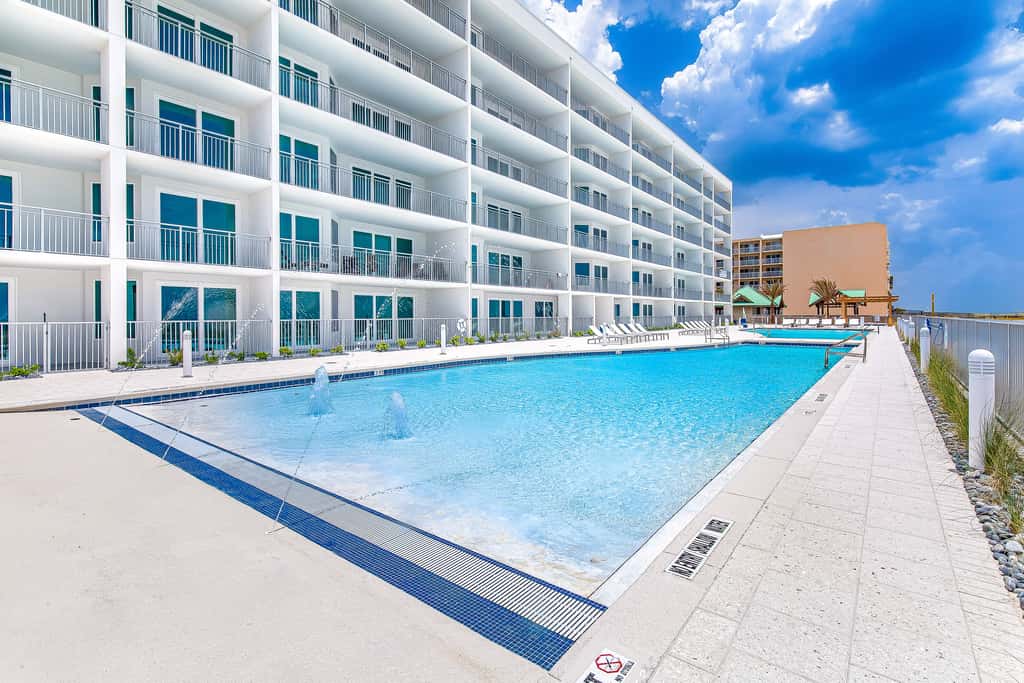 Blu 301 - Third-floor, Gulf-view condo with pool and hot tub access, central AC, & W&D