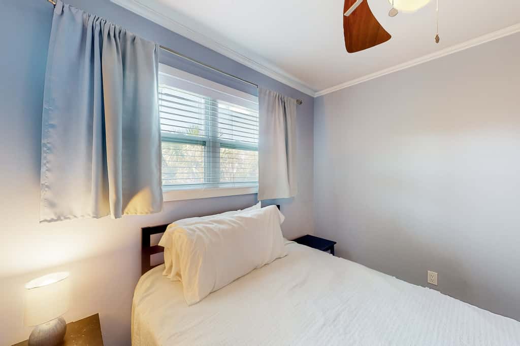 Dog-friendly Condo with a Private washer&dryer and Patio