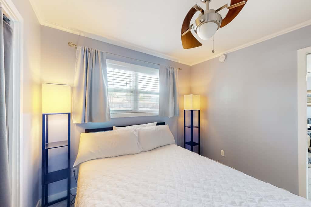 Dog-friendly Condo with a Private washer&dryer and Patio
