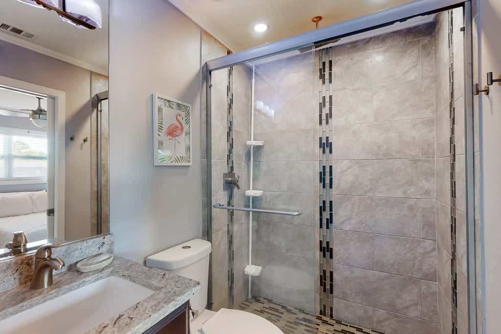Dog-friendly Condo with a Private washer&dryer and Patio