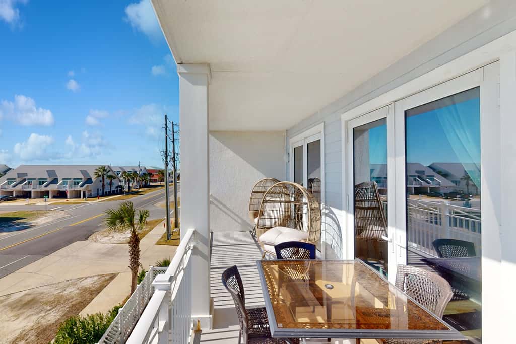 Water-view condo with hot tub, pool, fitness room & balcony - dog-friendly