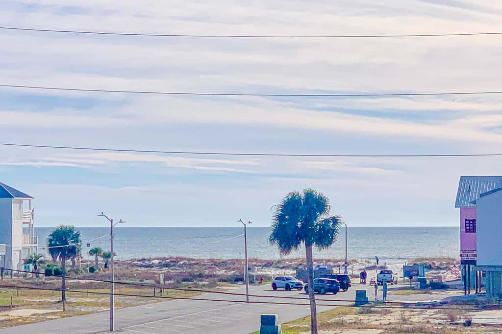 Water-view condo with hot tub, pool, fitness room & balcony - dog-friendly