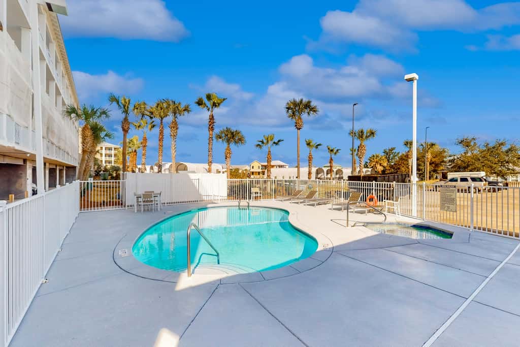 Water-view condo with hot tub, pool, fitness room & balcony - dog-friendly