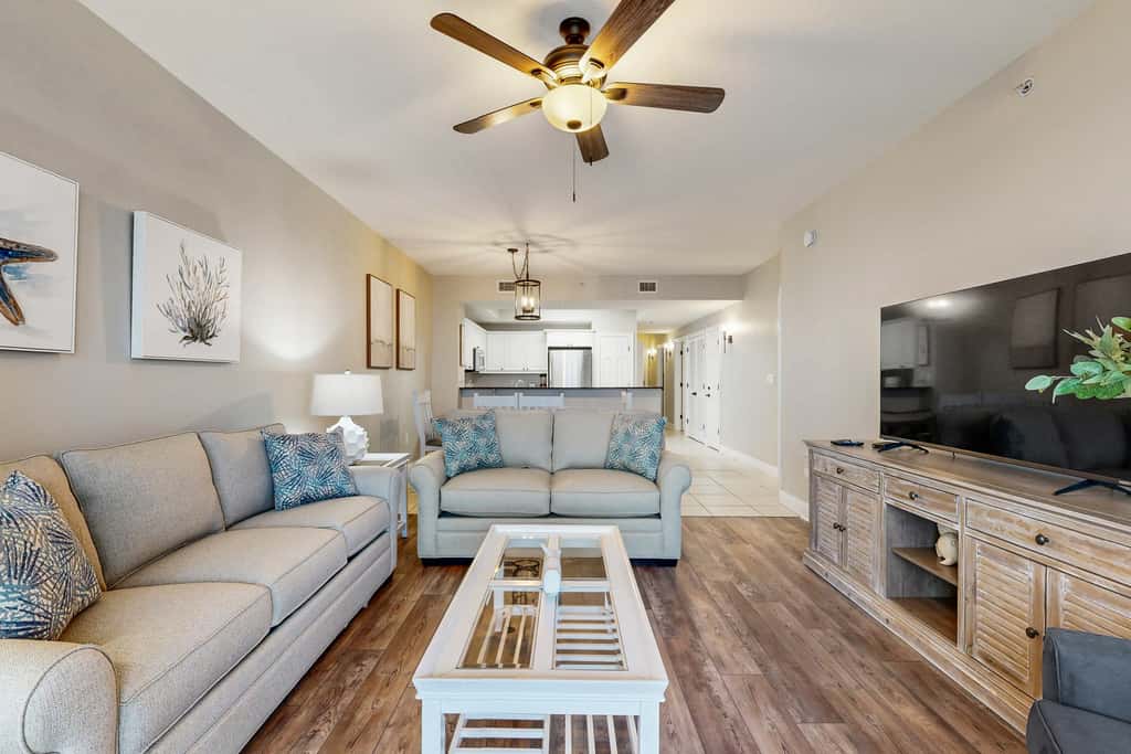 Gulf-front condo with washer/dryer, pools, hot tub, fitness room, & beach access
