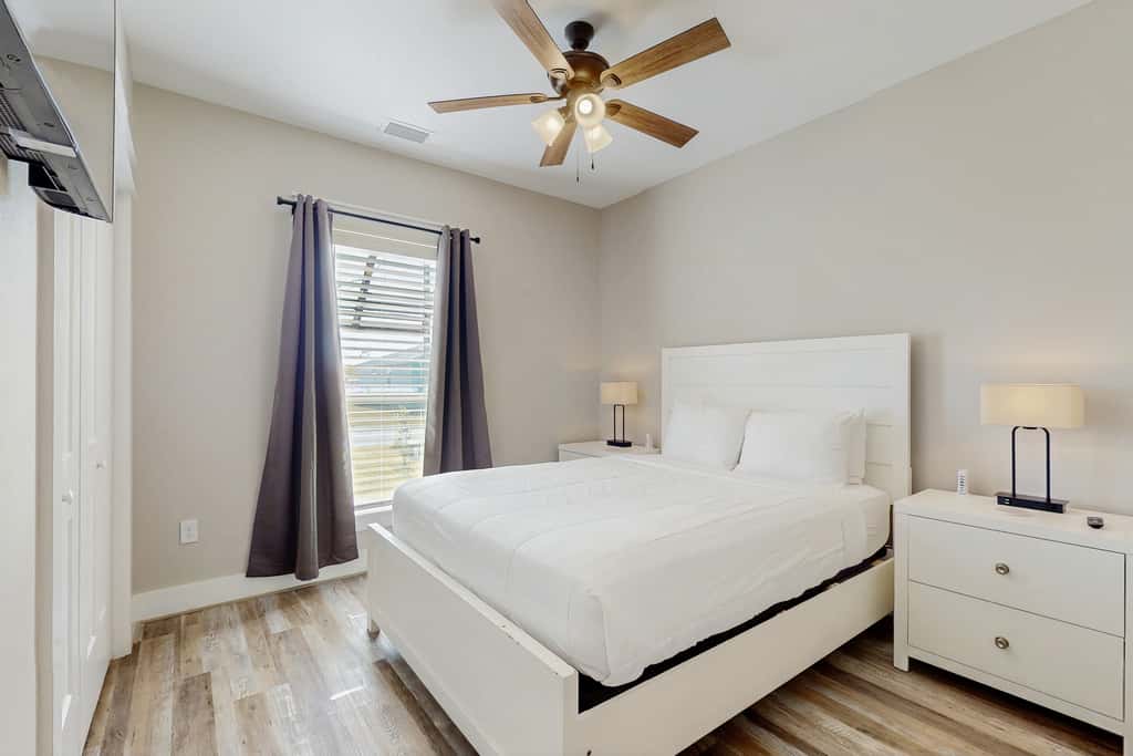Dog friendly, coastal retreat with fenced yard, private pool, golf cart and cove