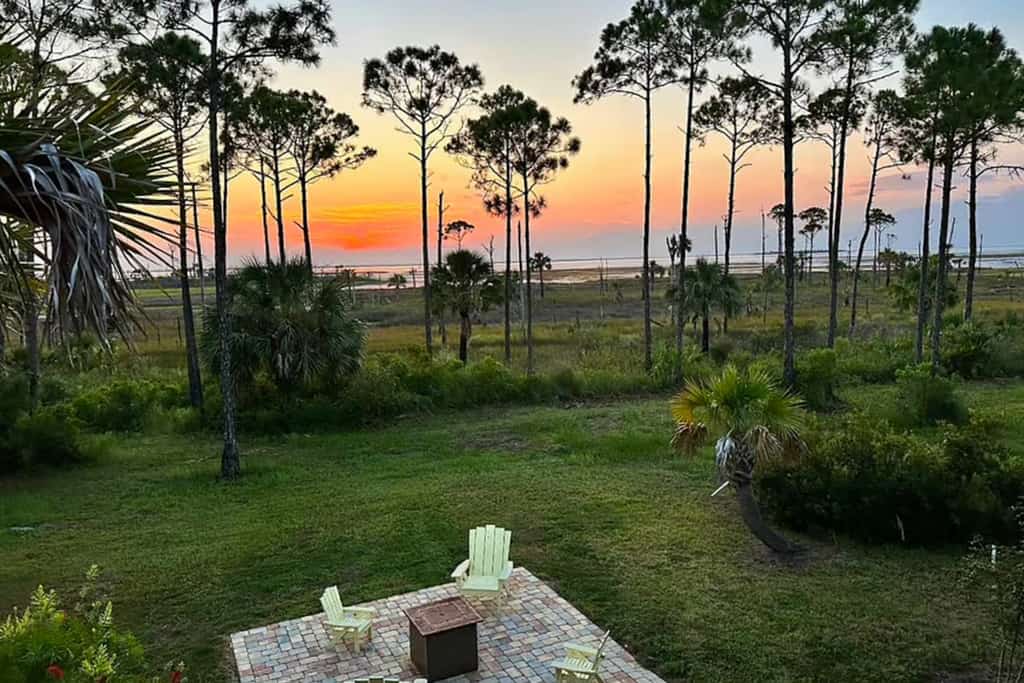 Bayfront Sunset Oasis