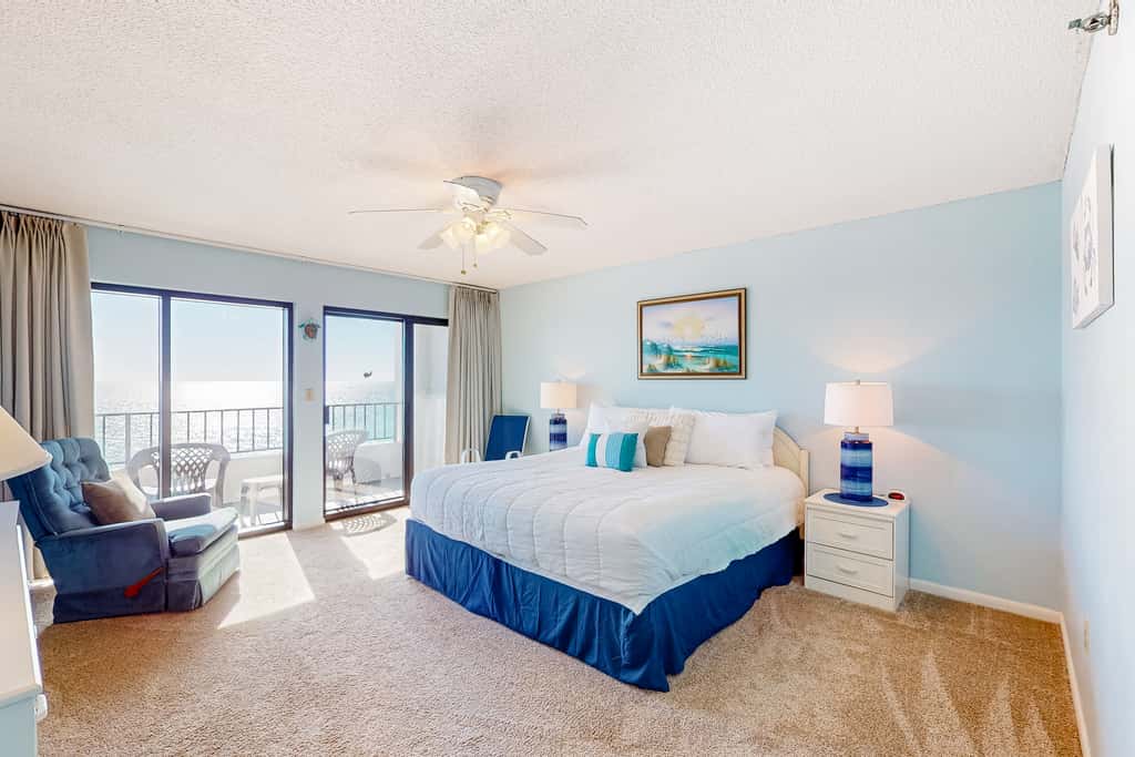 Gulf view & beachfront condo with balcony, pool, tennis, & gym