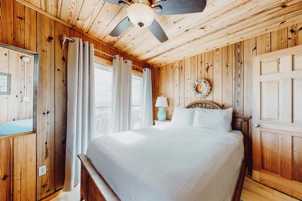 Gulf-front home with WiFi, private beach boardwalk & views - dog-friendly
