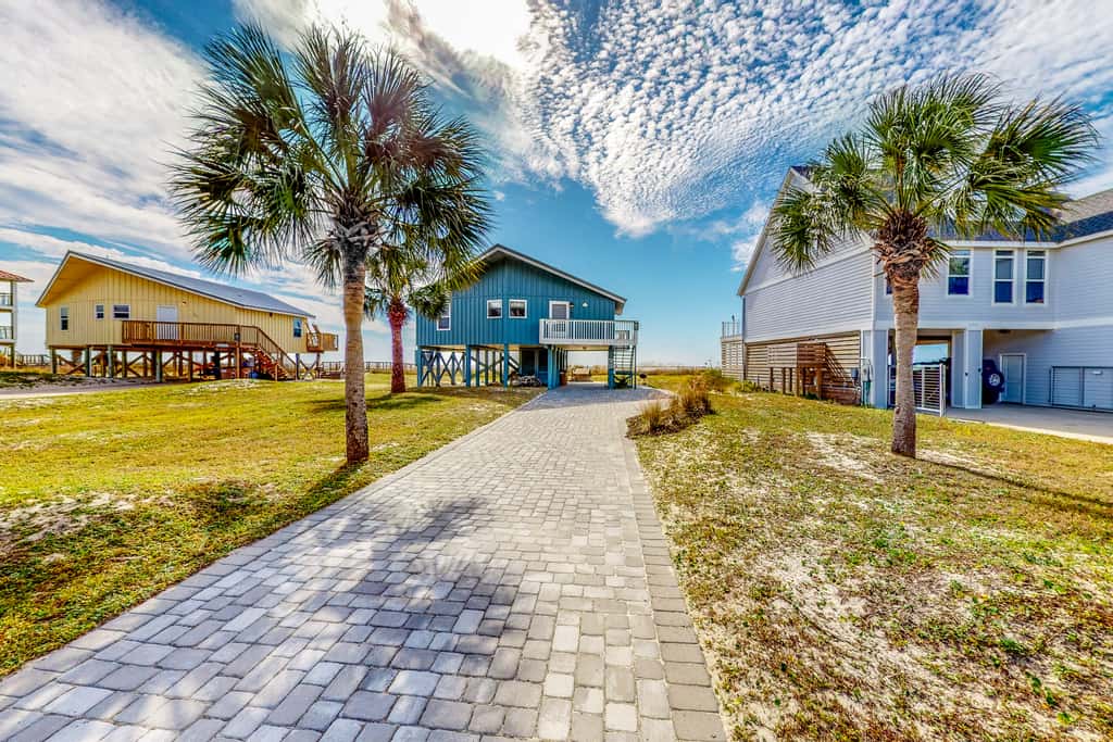 Gulf-front home with WiFi, private beach boardwalk & views - dog-friendly