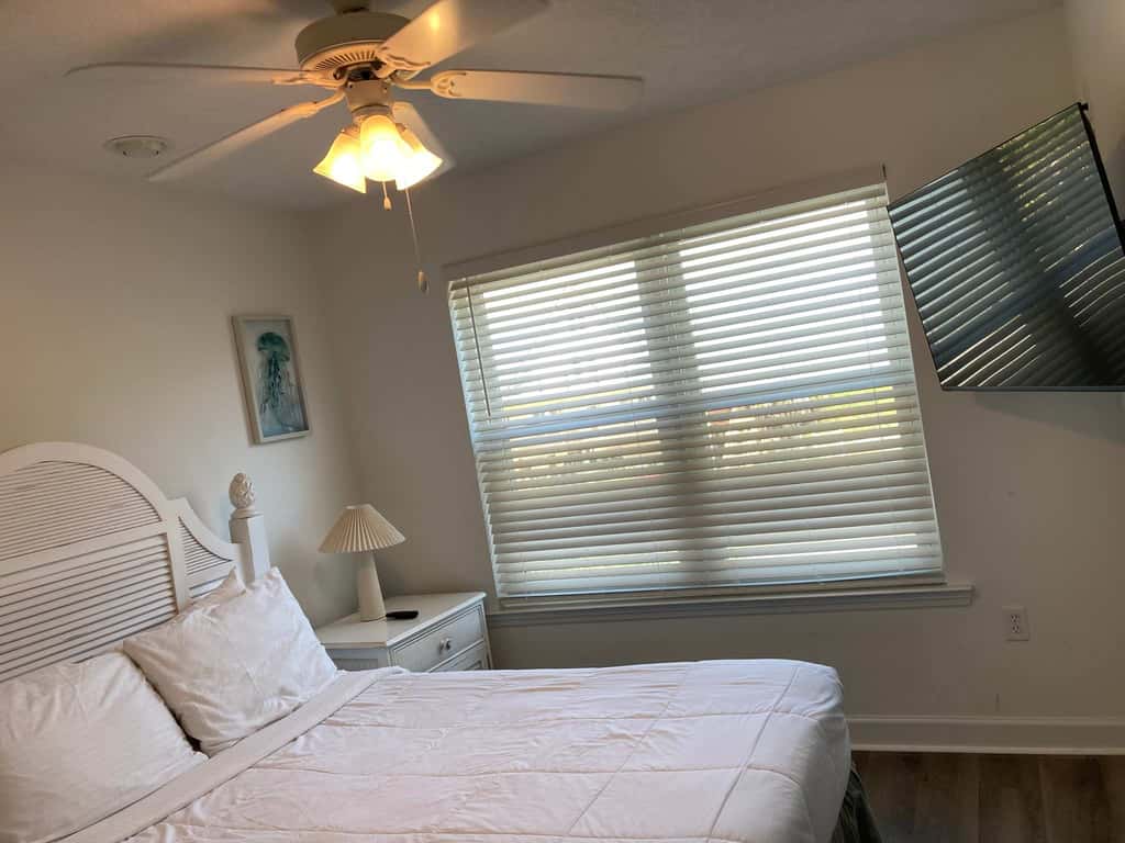 Dog-friendly Private home with gulf view, golf cart and easy beach access