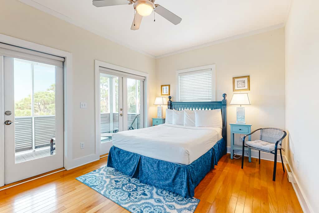 Spacious dog-friendly home with elevator, screened decks, on-site pool, & gym
