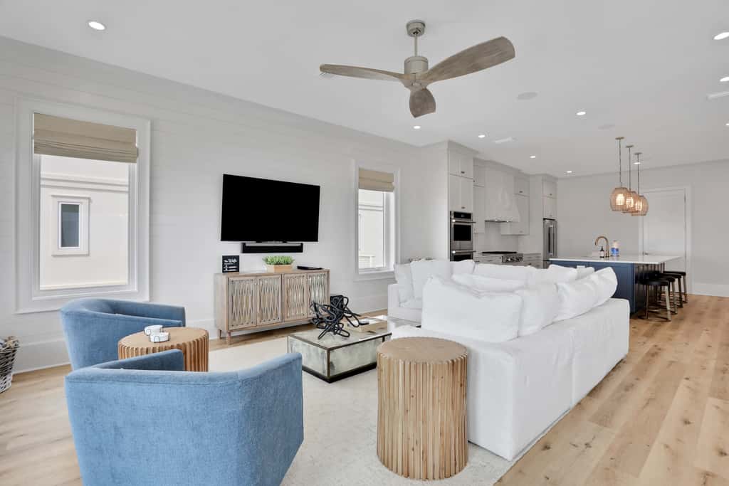 Newly constructed beachfront home with panoramic bay & Gulf views