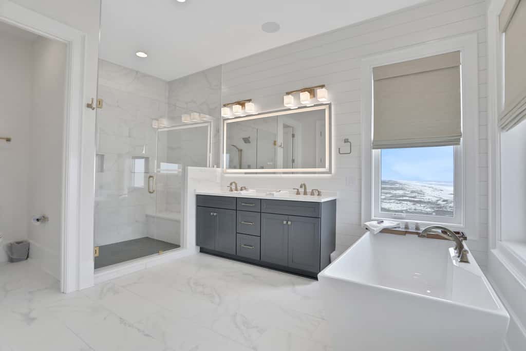 Newly constructed beachfront home with panoramic bay & Gulf views