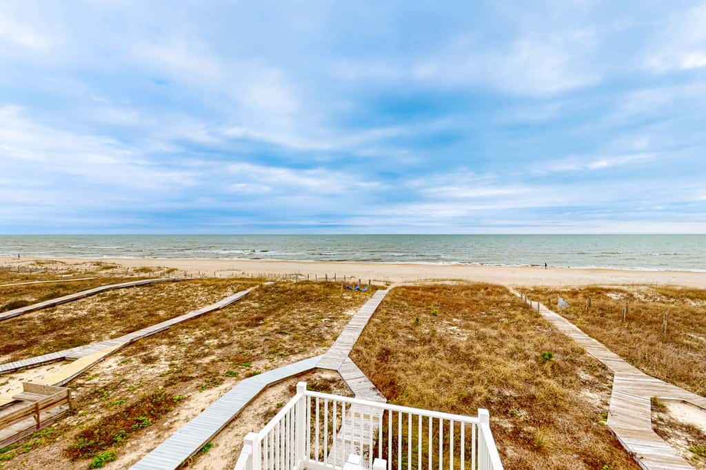 Newly renovated gulf front home - Dog friendly, multiple decks, boardwalk 2 beach