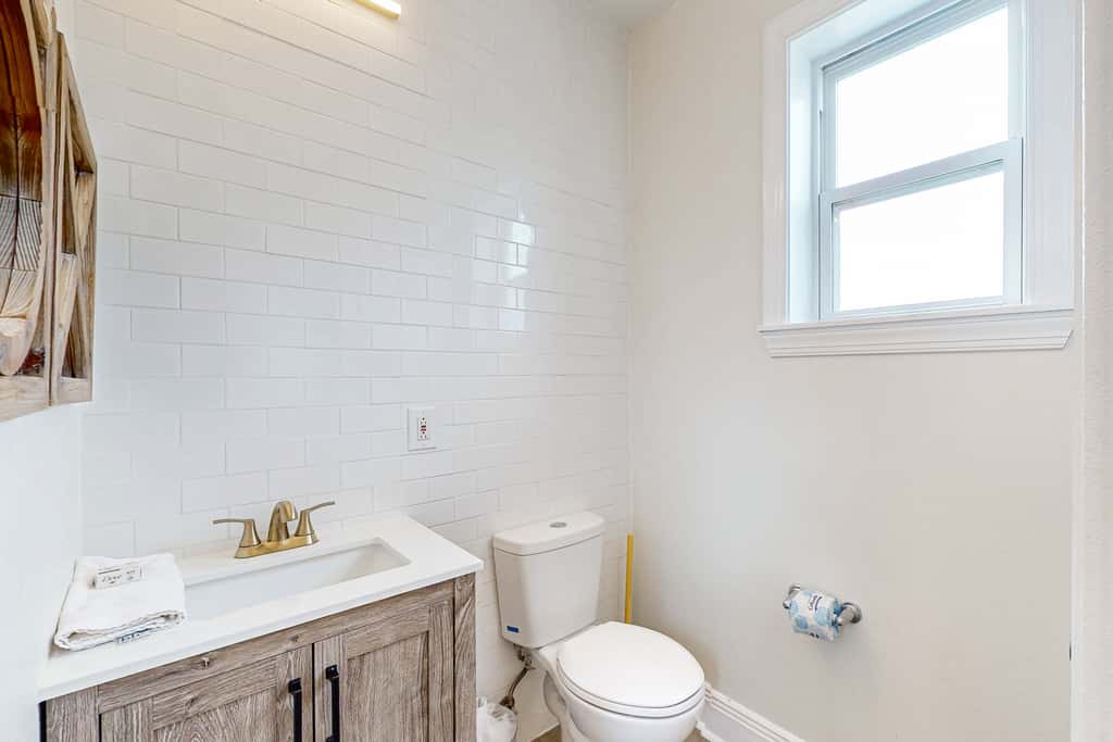 Newly renovated gulf front home - Dog friendly, multiple decks, boardwalk 2 beach