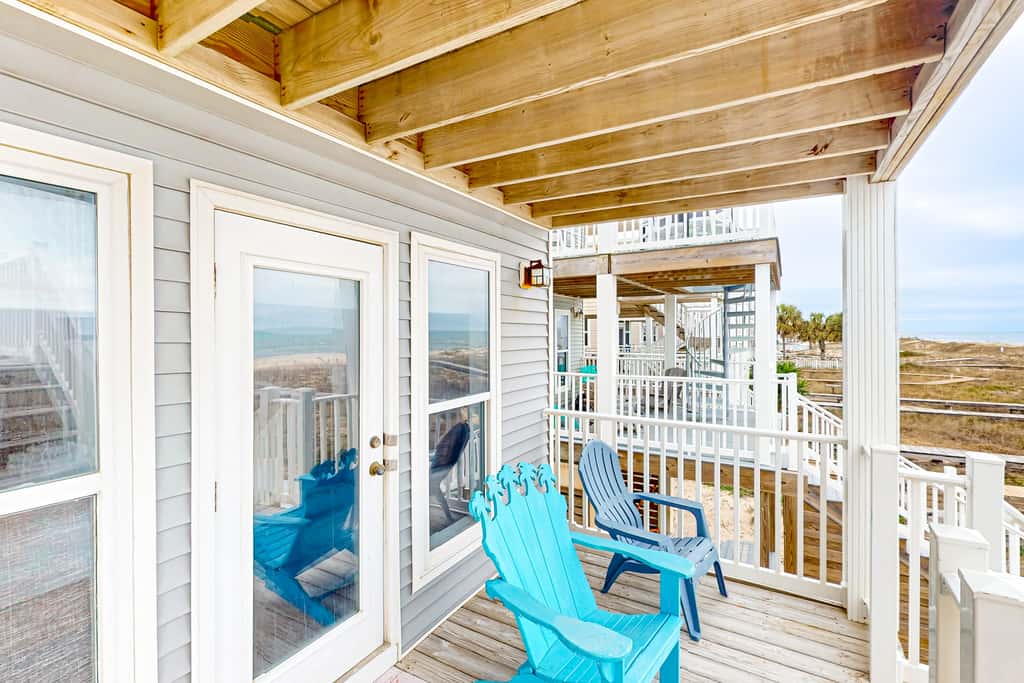 Newly renovated gulf front home - Dog friendly, multiple decks, boardwalk 2 beach