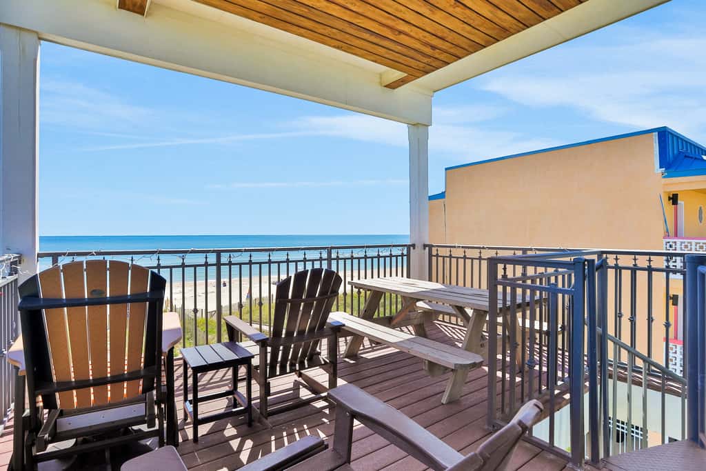 Beachfront home with pool, elevator, dog-friendly