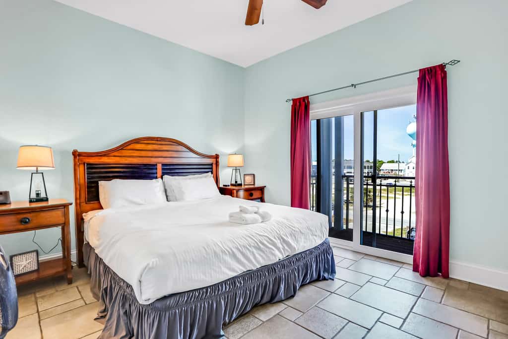 Beachfront home with pool, elevator, dog-friendly