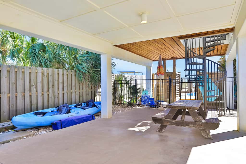 Beachfront home with pool, elevator, dog-friendly