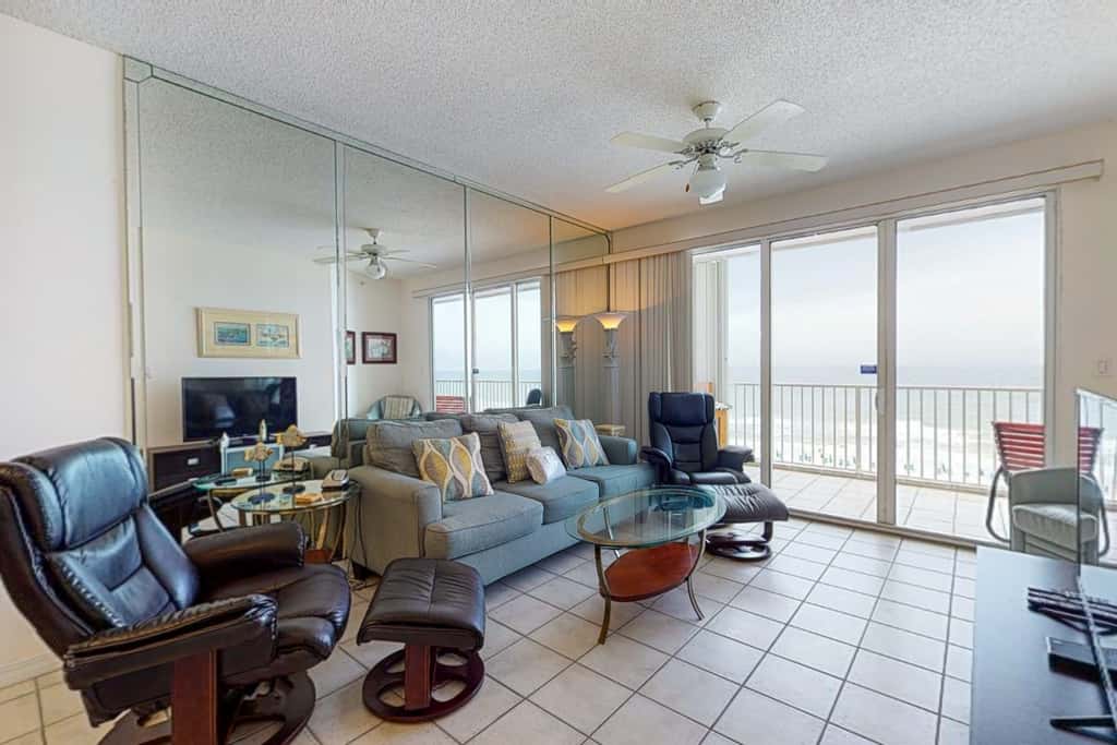Gulf Dunes 513 - Vibrant Waterfront Condo, Short Drive to Plenty of Tasty Dining Spots