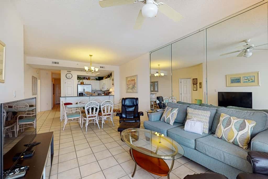 Gulf Dunes 513 - Vibrant Waterfront Condo, Short Drive to Plenty of Tasty Dining Spots