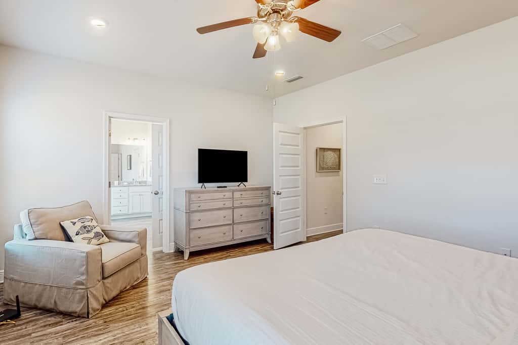 House in Port St Joe with a hot tub & additional suite