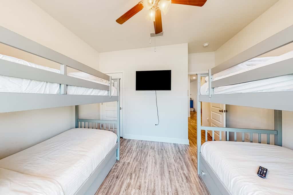 House in Port St Joe with a hot tub & additional suite