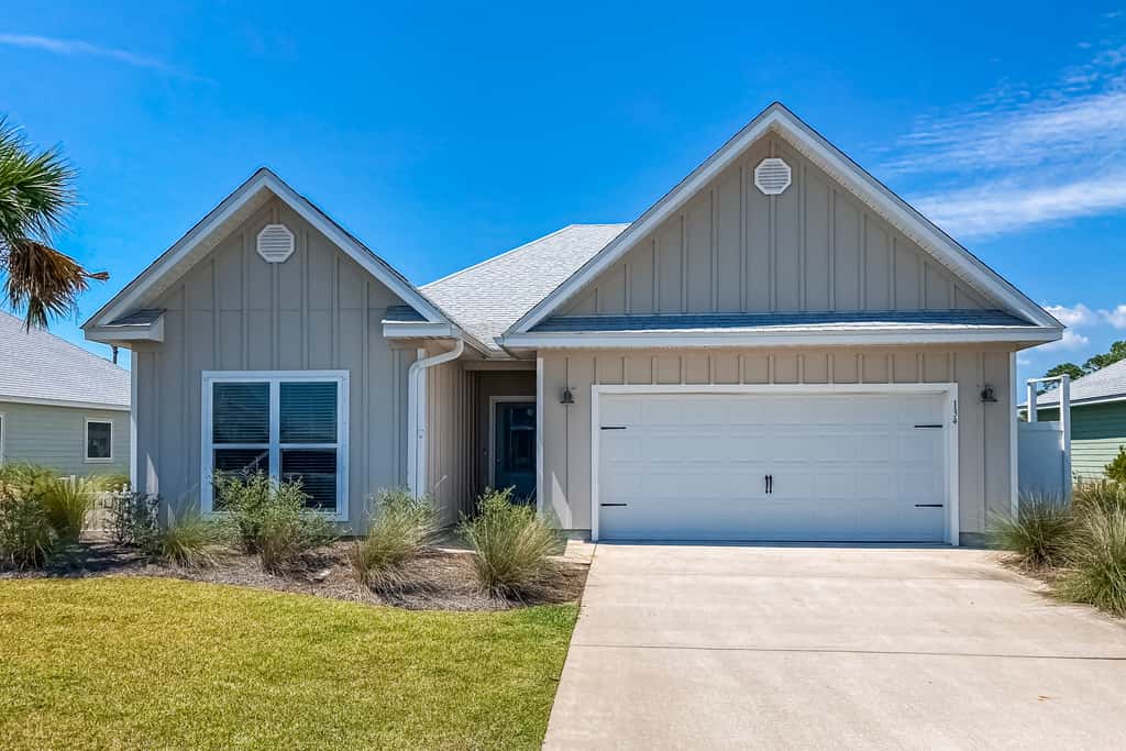 House in Port St Joe with a hot tub & additional suite