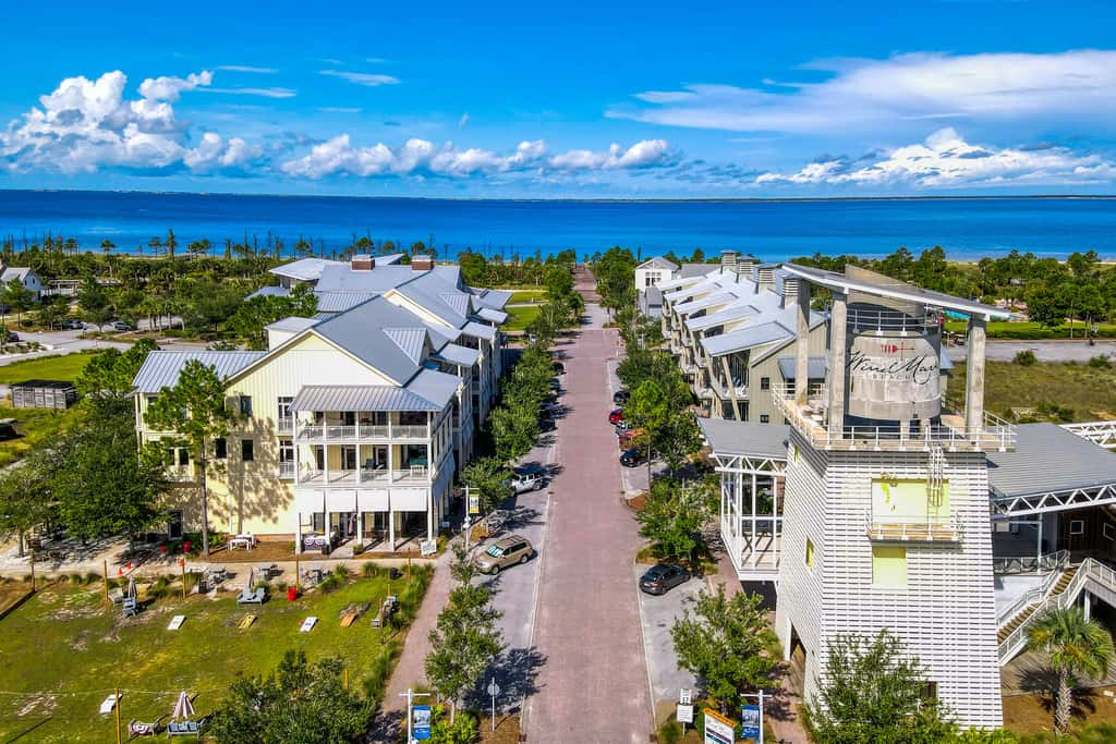 House in Port St Joe with a hot tub & additional suite