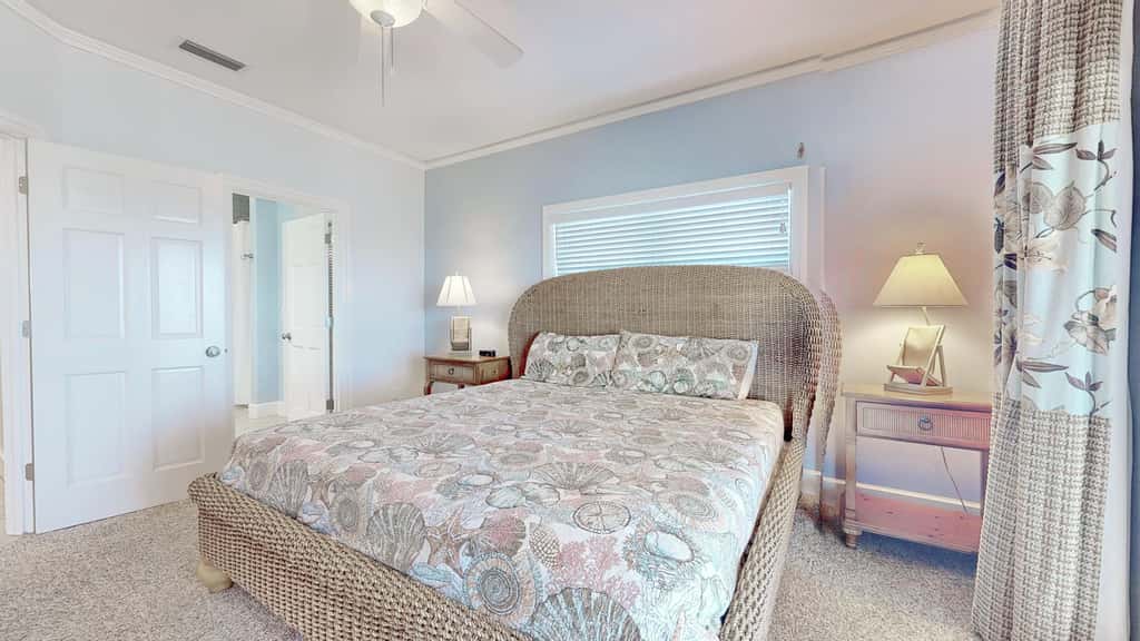 Upscale beachfront home with private hot tub, grill, on-site pools, gym, dogs OK