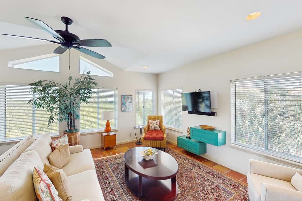 Gorgeous coastal home with plenty of space, shared pool and easy beach access